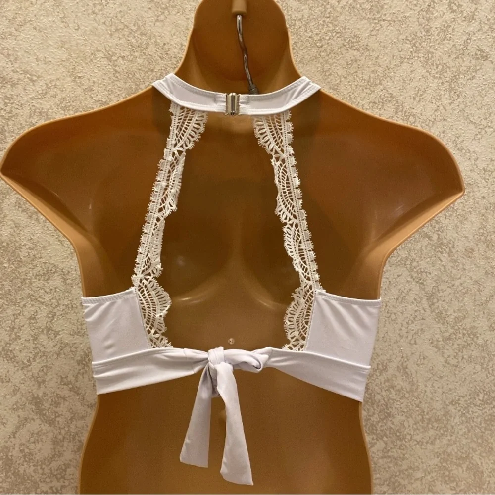 SHEIN Elegant White Keyhole Bikini Top With Lace Straps